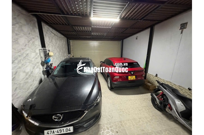 BÁN SIÊU PHẨM NHÀ MẶT TIỀN HẺM ĐẸP XE HƠI 6M- PHÙ HỢP CHO MỌI GIA ĐÌNH. LH:0931423123.