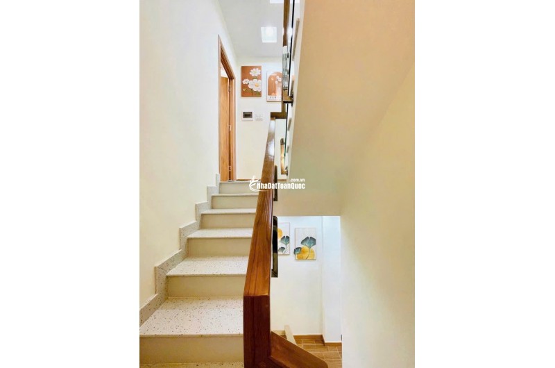 SIÊU PHẨM MỚI TẠI GÒ VẤP - FULL NỘI THẤT XỊN XÒ - 35M2 CHỈ 5TỶ880. LH:0901754355.