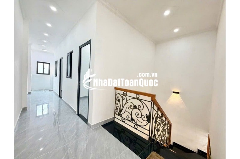 NHÀ HẺM XE HƠI: 92M2 GỒM 1 TRỆT 1 LẦU 4PN 3WC PK PT. LH:0336939979