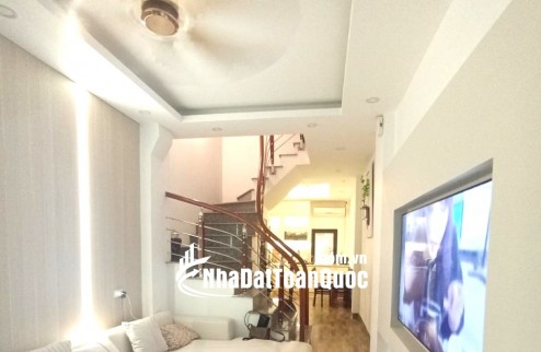 Bán nhà Thụy Phương – Đông Ngạc 4 tầng 35m² Bắc Từ Liêm hơn 6 tỷ