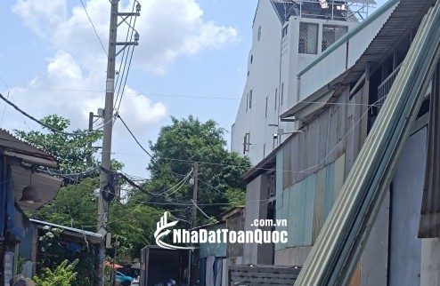 NHÀ CHÍNH CHỦ BÁN Q12 DIỆN TÍCH GẦN 100m2 HẺM OTO SÁT NHÀ -NHÀ ĐẸP -2 TẦNG VÔ Ở NGAY GẦN ĐƯỜNG QUANG TRUNG GO VẤT.