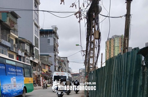 Bán đất đẹp đường Hồng Tiến – Long Biên, Hà Nội

.