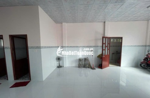 CC Gấp Bán - Nhà MT Tỉnh Lộ 6m - Vị Trí Đắt Địa Thuận Tiện Kinh Doanh - 2tỷ4 Lh:0969933159