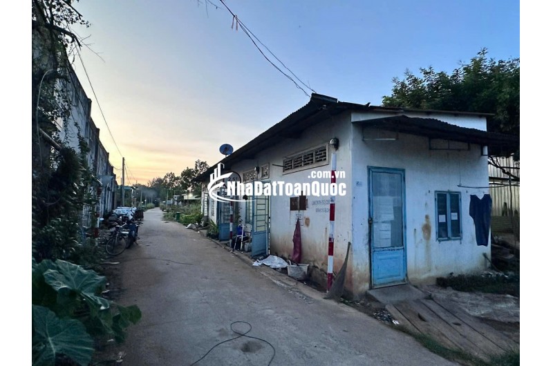 BÁN DÃY TRỌ 5 PHÒNG TẠI TÂY NINH, DT 199,8M2 SHR CHỈ 1.3TỶ. LH:0931821989.