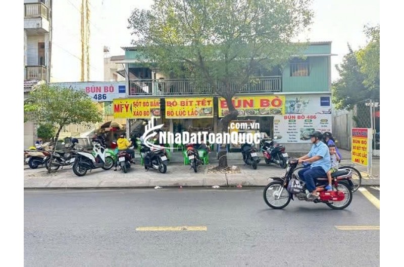 Sang quán bún bò có sẵn vật dụng vào KD ngay tại Hóc Môn