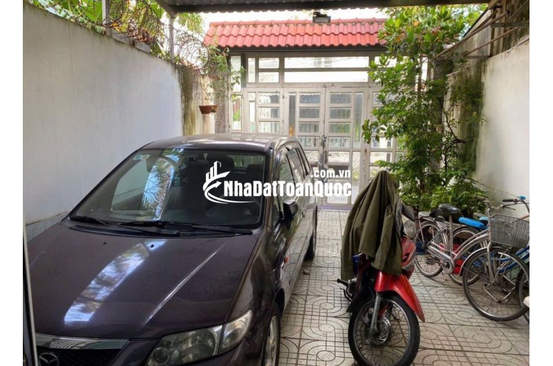 Bán nhà đúc 3 tầng hẻm xe hơi, nhà siêu rộng ở Gò Cát, Phú Hữu Q9