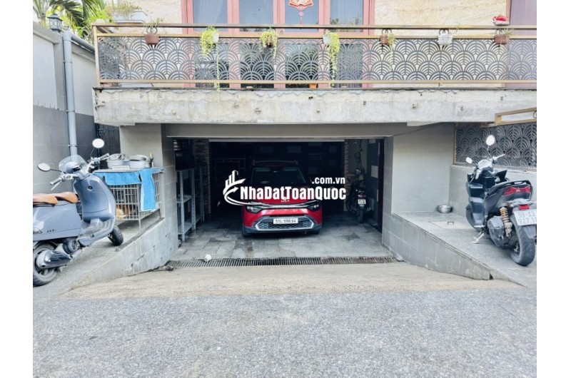 Bán Biệt Thự Triệu Đô Linh Đông Thủ Đức - 450m² - Ngang 18m - 5 Tầng Có Thang Máy - Giá 33 Tỷ