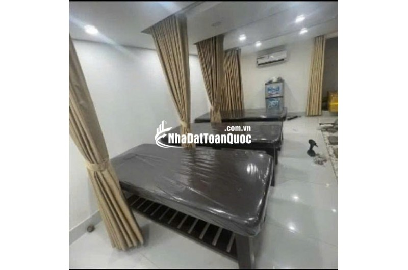 Bán nhà mặt tiền đường Phan Đăng Lưu, vị trí đẹp trung tâm Dĩ An.