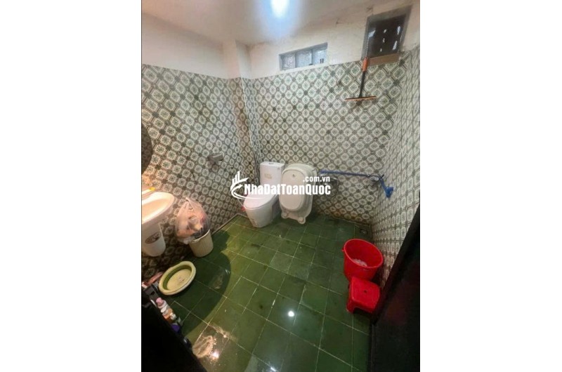 Bán nhà mặt tiền đường Phan Đăng Lưu, vị trí đẹp trung tâm Dĩ An.
