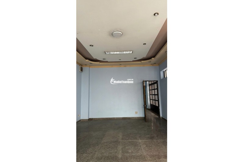 Cho thuê NC 7x35m 2 lầu 6PN số 911 Lê Khả Phiêu P An Lạc