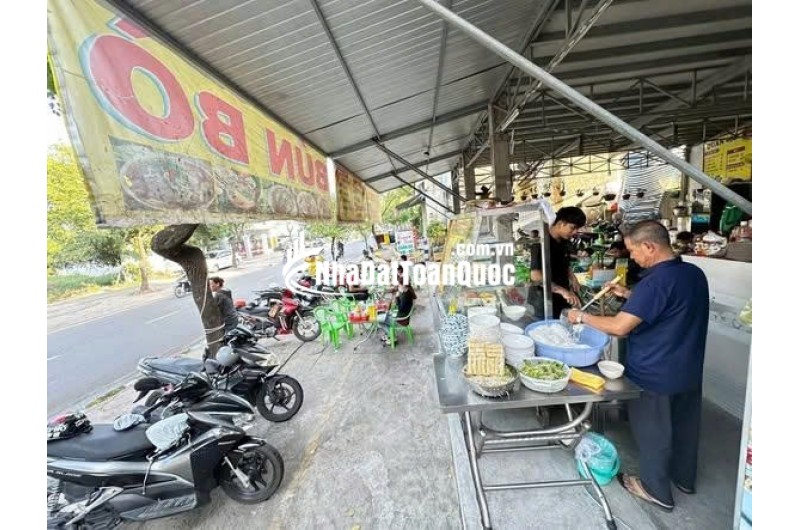 Sang quán bún bò có sẵn vật dụng vào KD ngay tại Hóc Môn