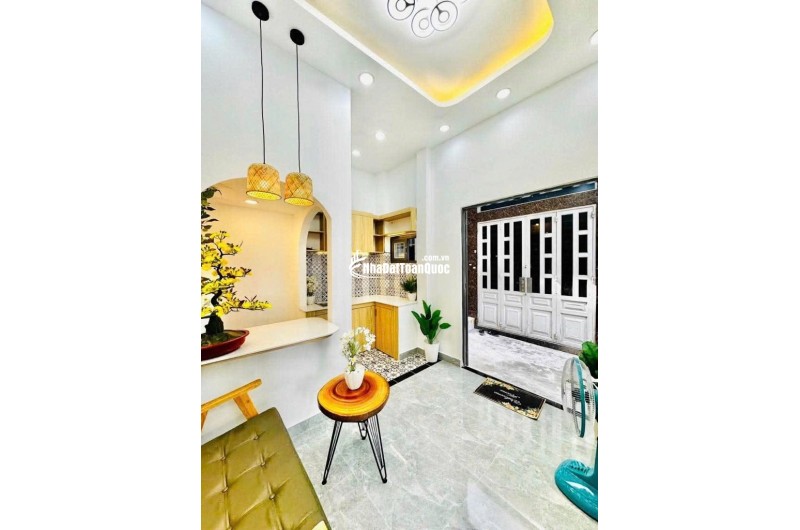 NHỈNH 2TỶ CÓ NHÀ SG - 3 TẦNG XINH LUNG LINH - GẦN NHÀ GA T3 - 10P QUA SÂN BAY - 5P TỚI EMART 2 NHỘN NHỊP - SỔ HỒNG RIÊNG TÂN BÌNH