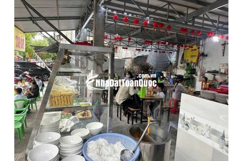 Sang quán bún bò có sẵn vật dụng vào KD ngay tại Hóc Môn