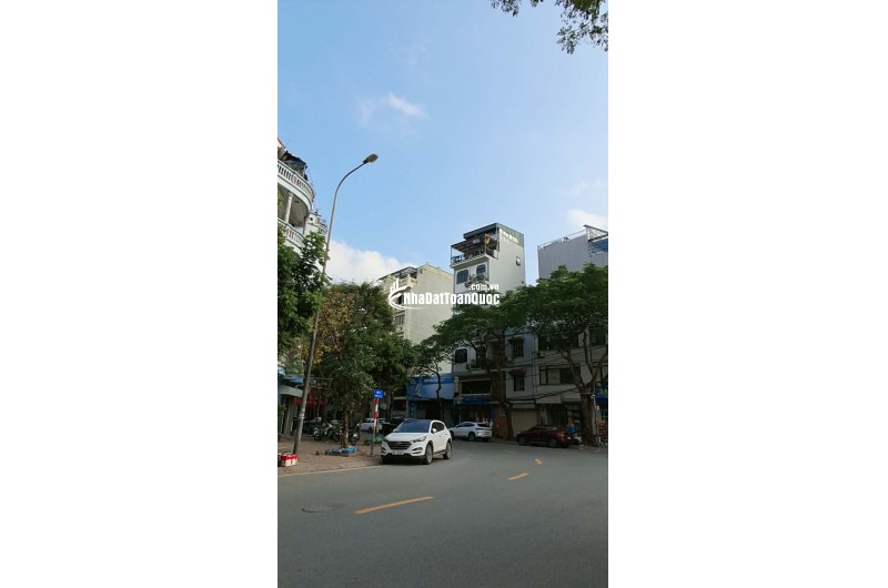 ĐIỂM NHẤN ĐẮT GIÁ CỦA SIÊU PHẨM MẶT PHỐ VIỆT HƯNG

Nhà 80m2- 5 Tầng kiên cố-2x Tỷ