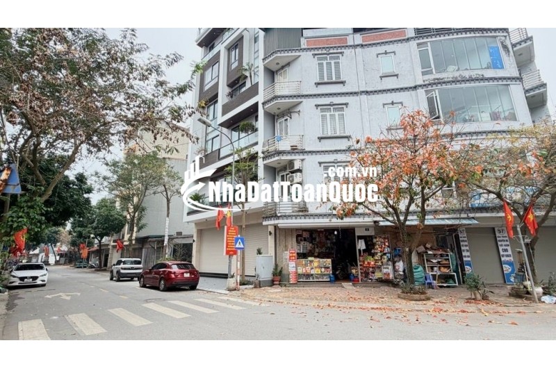 ĐẤT MẶT PHỐ GIANG BIÊN- VIỆT HƯNG 64M2 - HƠN 18 TỶ