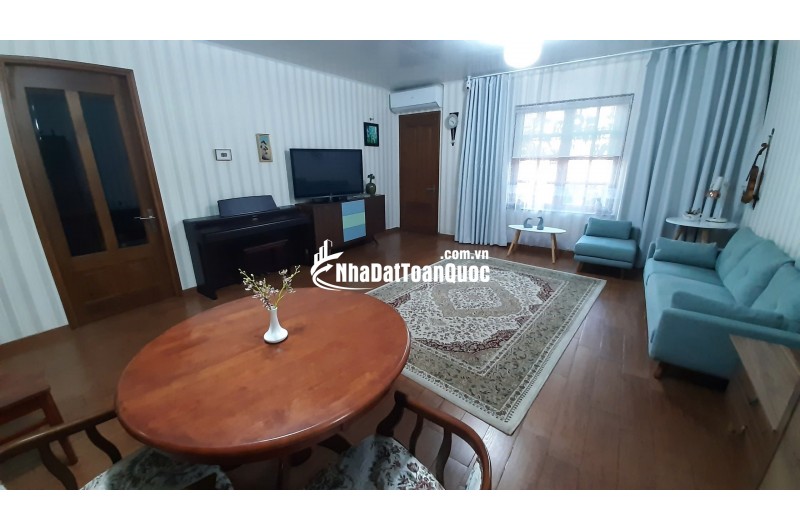 Bán căn hộ 12 Võ Văn Kiệt Q1 ngay trung tâm thành phố DT 71m2