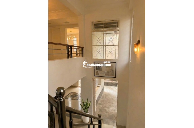 Bán nhà bề ngang lớn cực hiếm 12.5m x 22m hẻm Nguyễn Lâm Bình Thạnh