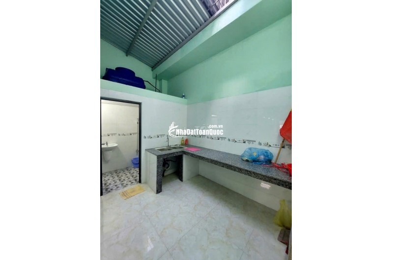 Cho thuê kho 135m2 mặt tiền Tùng Thiện Vương P11 Q8