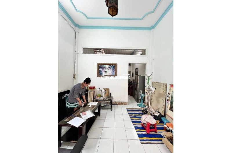 Chủ gấp bán định cư nước ngoài- Nhà 2 tầng Tô Hiệu