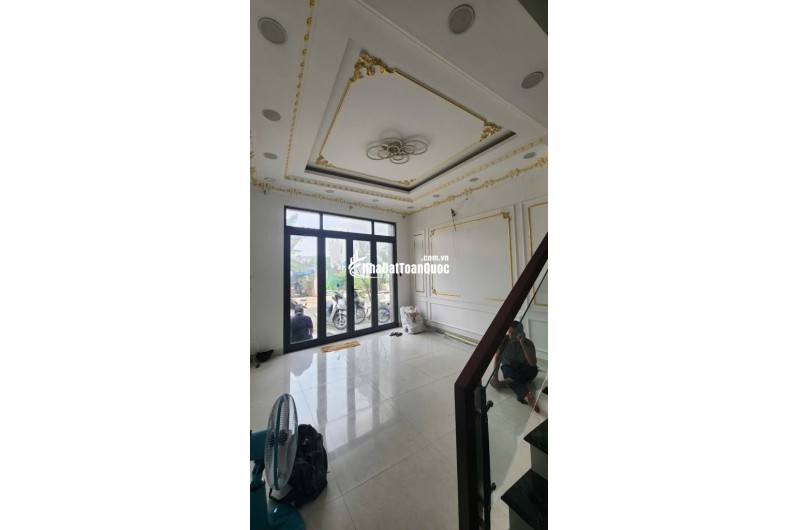 KHU NHÀ LẦU CAO CẤP – ĐƯỜNG 12M CÓ VỈA HÈ – SÁT KÊNH THAM LƯƠNG – 50M² – 5 TẦNG - 6PN – NHỈNH 6 TỶ