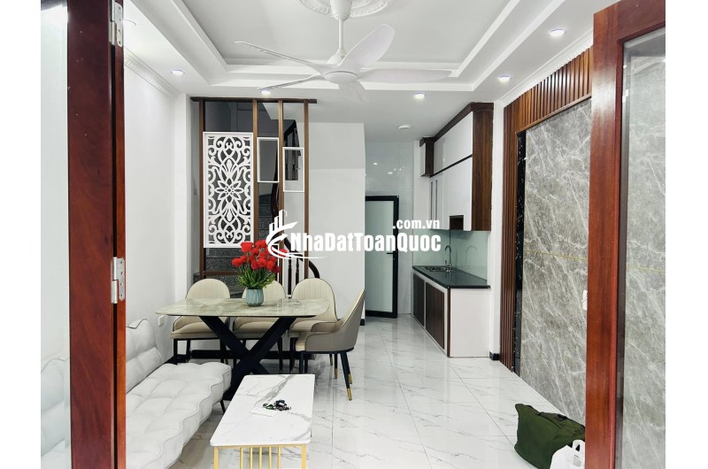  BÁN NHÀ PHÚC LỢI 5 TẦNG  –3 BƯỚC ĐẾN TRƯỜNG - HÀNG XÓM VIN CHỈ - 7.1 TỶ