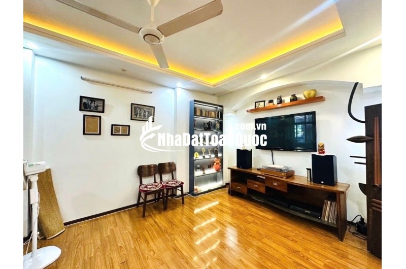 NHÀ ĐẸP KIM NGƯU, DIỆN TÍCH RỘNG, FULL NỘI THẤT 48M 4T NHỈNH 8 TỶ 0965549363