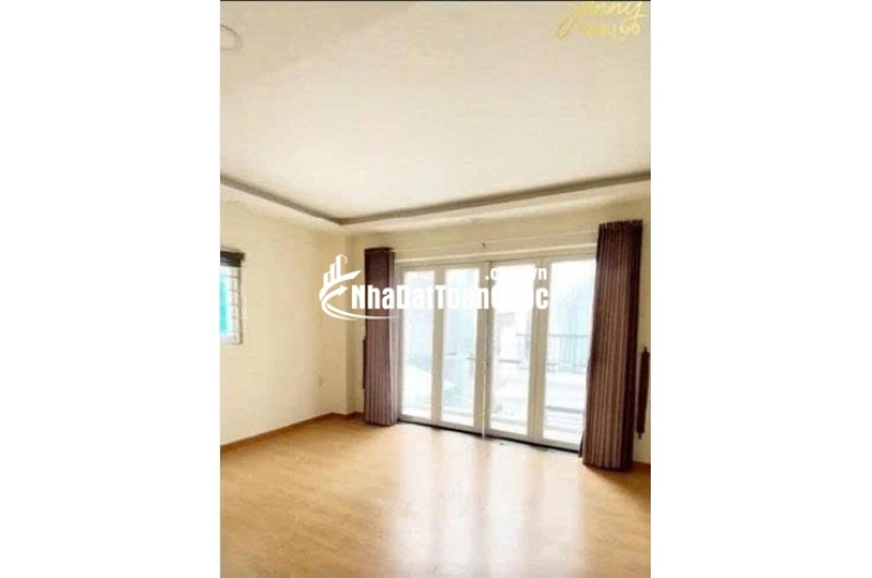 Bán hoặc cho thuê nhà hẻm xe tải Đô Đốc Long Tân Phú 2PN, 2WC