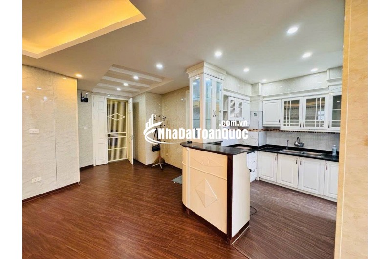 GIẢM SỐC 300 TRIỆU – GIÁ MỚI CHỈ 8.2 TỶ Căn góc 110m² – 3PN – Full nội thất – Ở ngay
 – CT5B Mễ Trì Thượng – Nam Từ Liêm