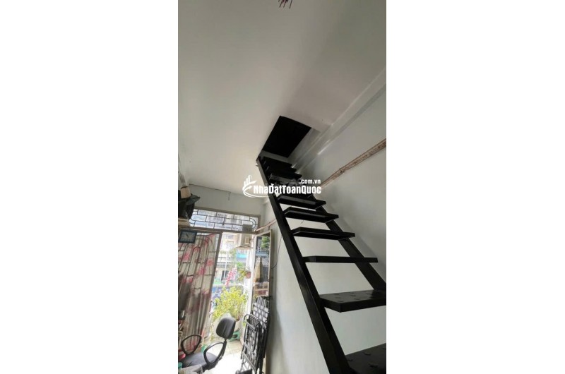 Bán nhà MT Bà Hạt trung tâm Q10, 1 trệt 3 lầu tiện KD mọi ngành