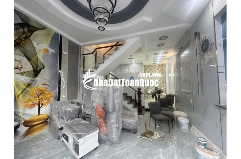  HÀNG HIẾM - NHÀ ĐẸP HẺM KINH DOANH THÔNG TRƯƠNG THỊ HOA - Q12-NGANG ĐỈNH 5m - 4 TẦNG KIÊN CỐ - FULL NỘI THẤT