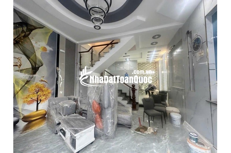 HÀNG HIẾM - NHÀ ĐẸP HẺM KINH DOANH THÔNG TRƯƠNG THỊ HOA - Q12-NGANG ĐỈNH 5m - 4 TẦNG KIÊN CỐ - FULL NỘI THẤT