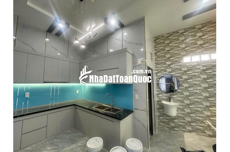 HÀNG HIẾM - NHÀ ĐẸP HẺM KINH DOANH THÔNG TRƯƠNG THỊ HOA - Q12-NGANG ĐỈNH 5m - 4 TẦNG KIÊN CỐ - FULL NỘI THẤT