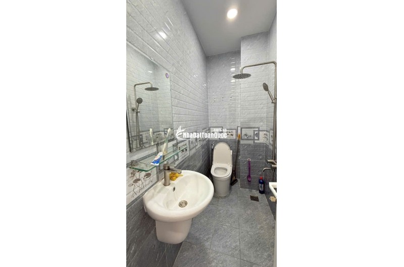 Bán gấp NHÀ 4 TẦNG - DIỆN TÍCH 61M2 - HẺM Ô TÔ- Thạnh xuân 22 - Q.12, Giá nhỉnh 6.x tỷ