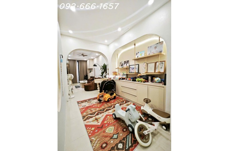 Bán BĐS 30m 4T Ở Ngay Sân Cổng riêng , có thể TL Mạnh tại Minh Khai ,Thông Tin Thật