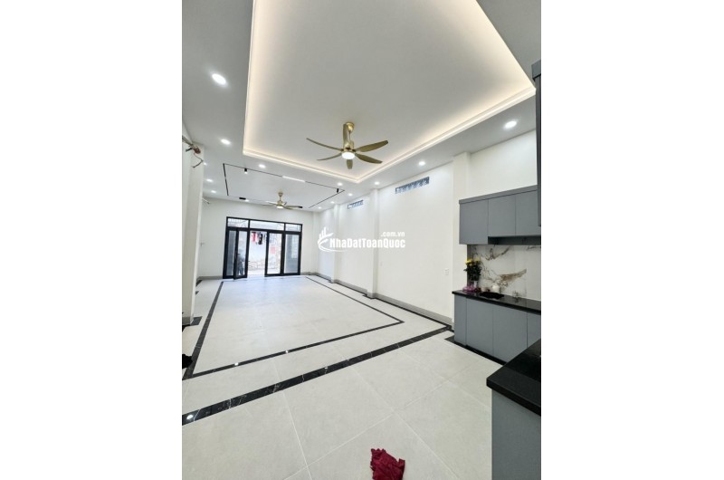 Nhà mới 2 tầng- Hẻm xe hơi gần trường học Tam Bình - Tô Ngọc Vân, 6.7 x 15m - 8 tỷ (TL)