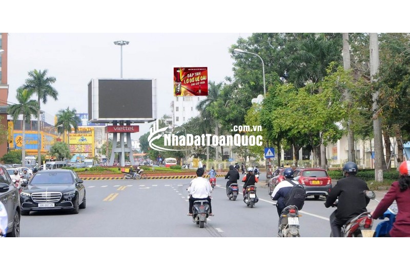bán đất tặng nhà 2 tầng mặt lý bôn. gần 160m2, gần vincom