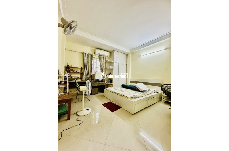 Bán nhà 5 tầng ngõ 145 phố Quan Nhân, Hà Nội