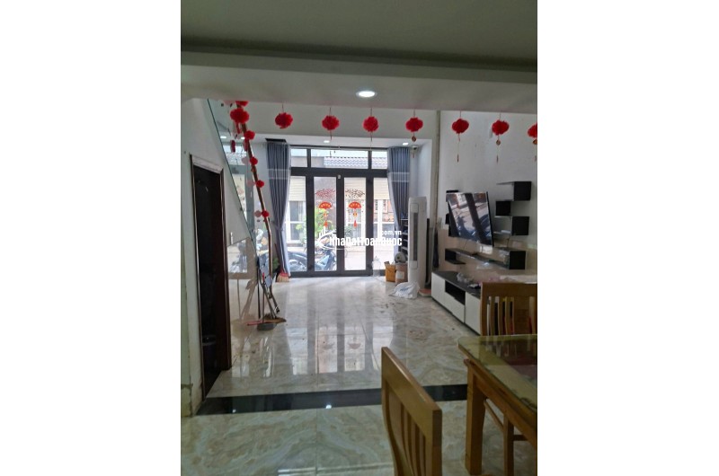 Nhà Thạnh Lộc Q.12, hẻm 8m xe hơi
 tránh 5 tầng chỉ  5.3 tỷ