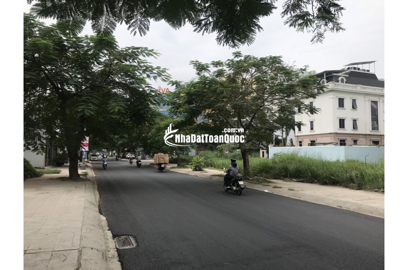 Bán khu đất KDC đông thủ thiêm trên Q2, 110m2