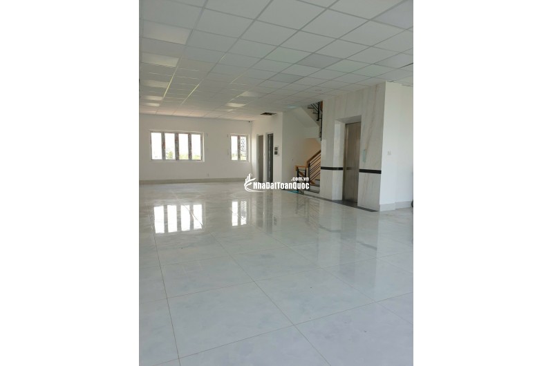 Bán nhà văn phòng Thạnh Mỹ Lợi, kế UBND Thủ Đức, 144m2(8x18), Hầm 7 tầng