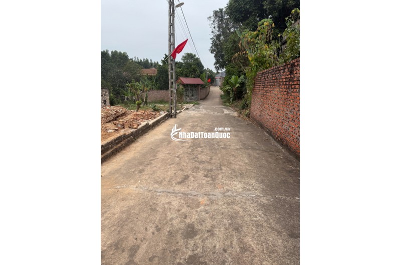 Bán Lô đất 1270m2, Mặt Tiền 45m. Tại Nhã Nam, Tân Yên,Bắc Giang. giá 2,8 tỷ