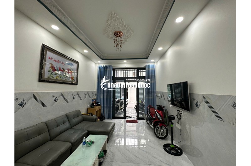 (Tin thật 100%) Nhà đẹp 117m2 Thoại Ngọc Hầu - Hẻm 6m - Cách phố 35m - Rẻ hơn TT 20%- HHMG