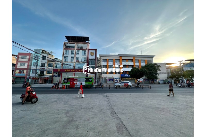(Tin thật 100%) Bán nhà 97m2 (5x20) mặt phố Nghĩa Phát - Làm CHDV - Rẻ hơn TT 20% - HH MG