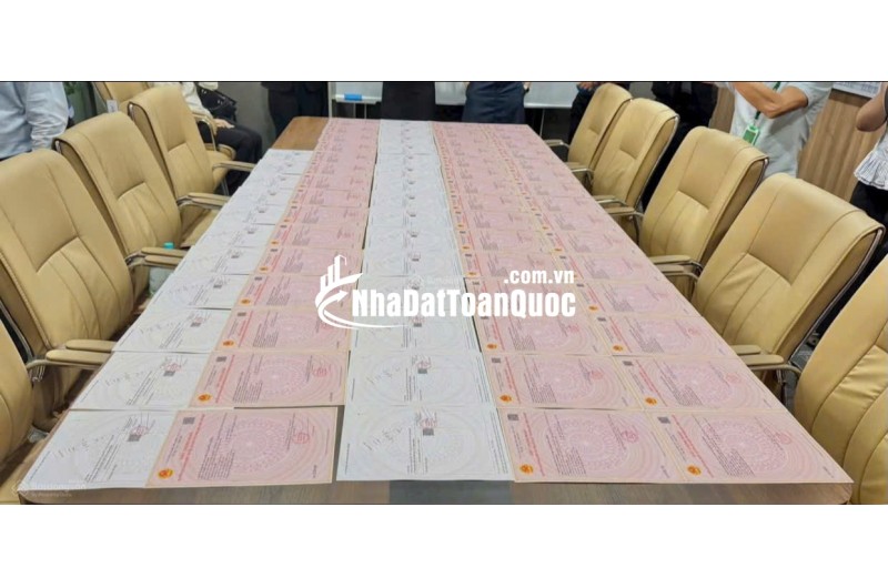 Chỉ 625 triệu mở ngay showroom 5x18 với 18 tháng vận hành không chi phí tại Dragon Eden.0933910039