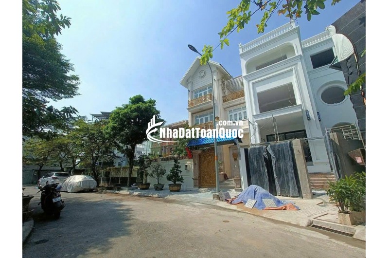 Bán nhà mặt phố Lâm Quang Ky, TML Thủ Đức (Q2 cũ), 238m2, Hầm 3 tầng hồ bơi, 59.5 tỷ