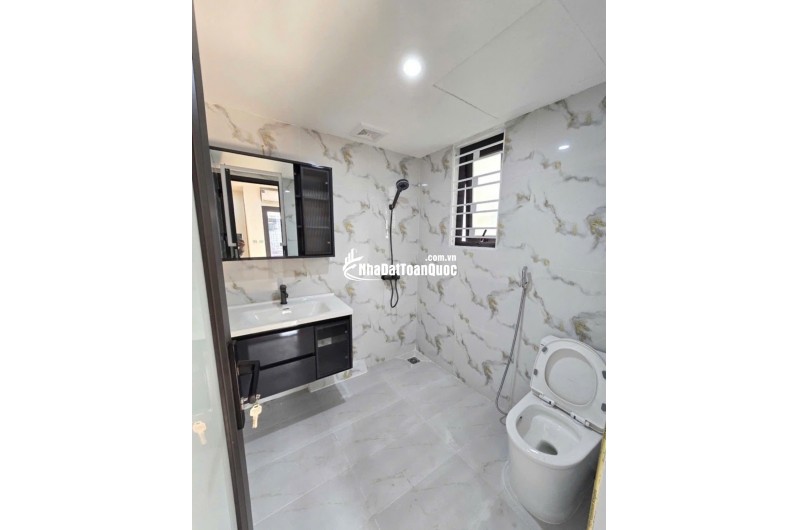 BÁN NHÀ SIÊU PHẨM LÊ TRỌNG TẤN - NGÕ THÔNG - Ô TÔ 7 CHỖ VÀO NHÀ - 48m² - 10 tỷ