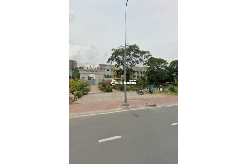 BÁN ĐẤT BIỆT THỰ PHƯƠNG NAM QUẬN 7, DT 120M2 SHR CHỈ 130TR/M2. LH:0932689909..