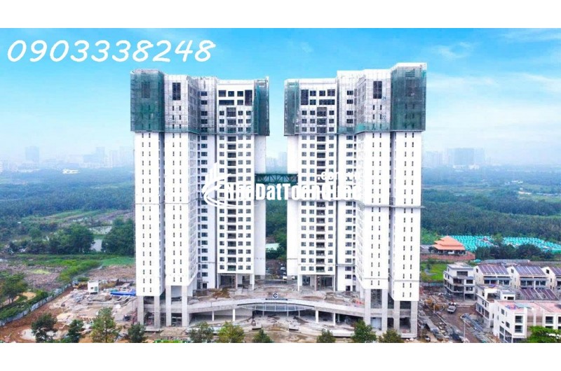 Bán căn 2PN Essensia Sky, lầu cao, căn góc, view PMH giá chỉ 6 tỷ 780
