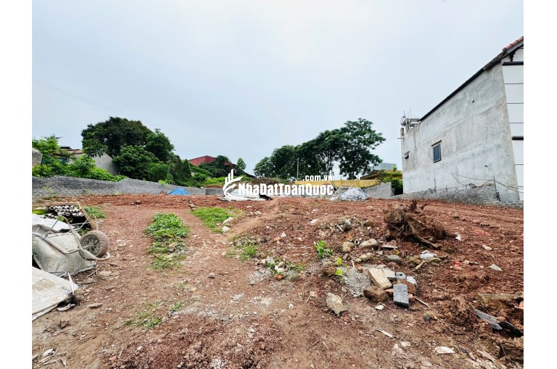Đất Trung Tâm TP Bắc Giang, Tỉnh Bắc Giang. 728 m2- MT 23m. Đường Ô tô tránh. Giá 2,7 tỷ