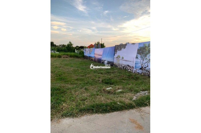 Đất chính chủ cần bán, sổ sẵng Bình Ân